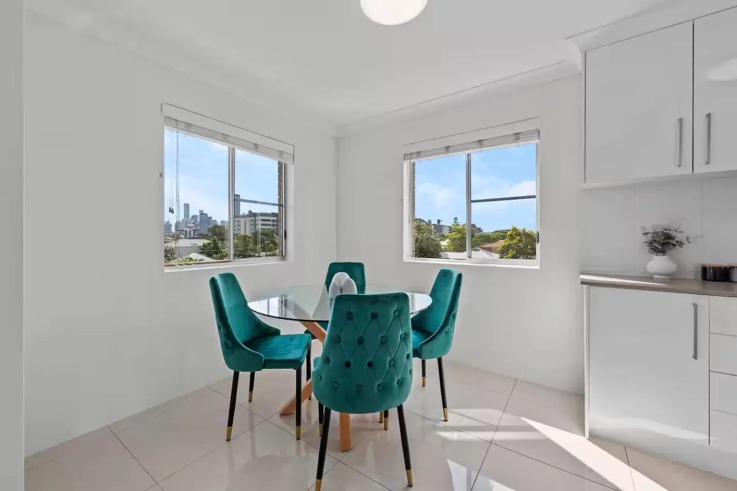Stylish 3Brm Apt Near Gabba With Free Parking & Wifi Brisbane Australia